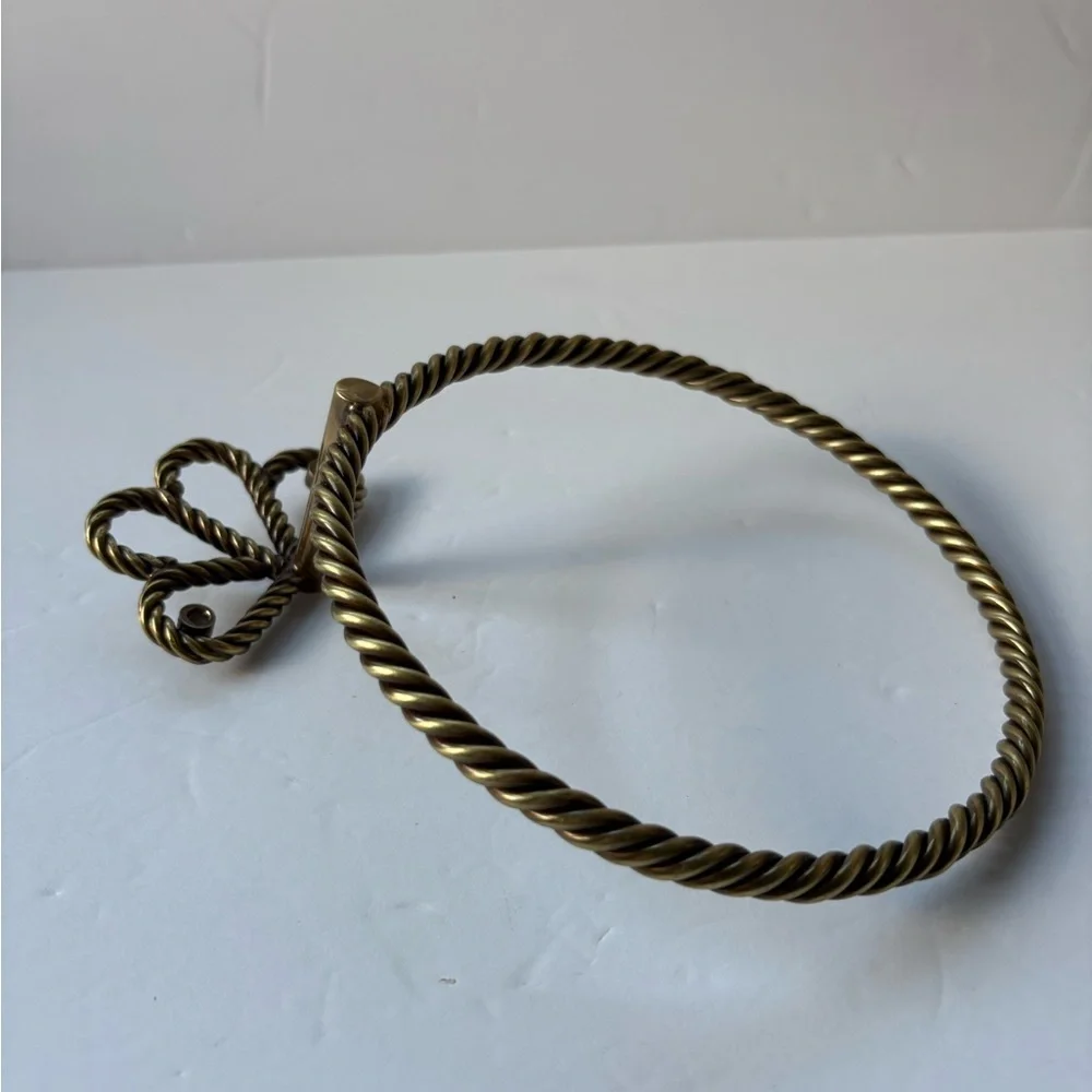 NWOT Anthropologie Francis Towel Ring